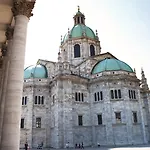 Palace 科莫