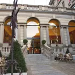 Palace 酒店 4*