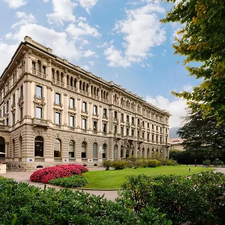 Palace Hotel 4*