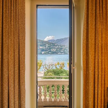 Palace 4* Como