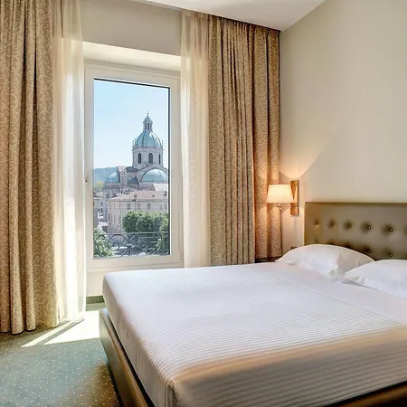 Palace Hotel 4*