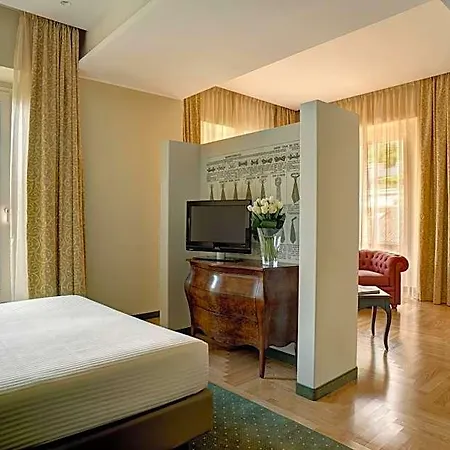 Palace 4* Όπως