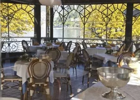 Palace 4*