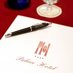 Palace 4* Côme