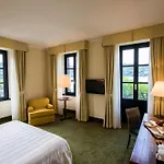 Palace Hotel