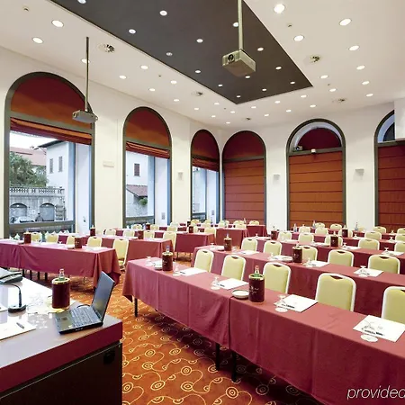 Palace Hotel
